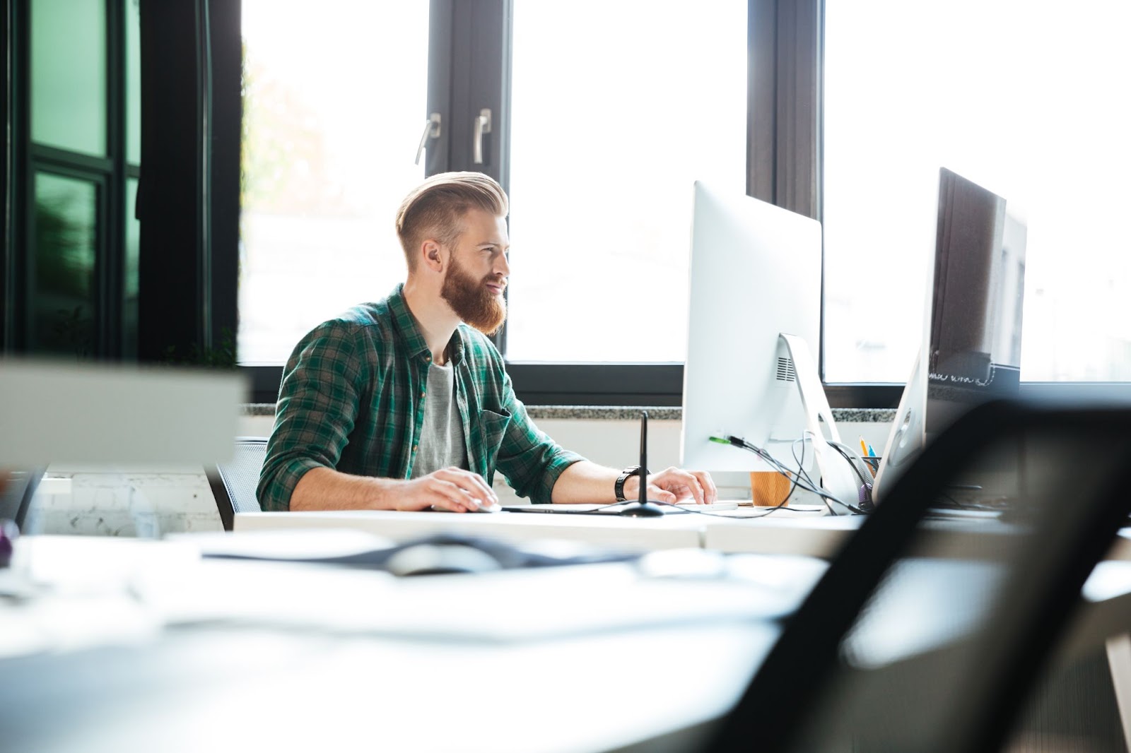 Headless CMS vs Website Builders: What's Better for .NET Projects?